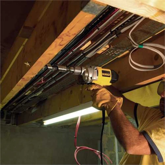 Malaxeur 710W Avec Mandrin 13mm DEWALT - D21520-QS – Image 3