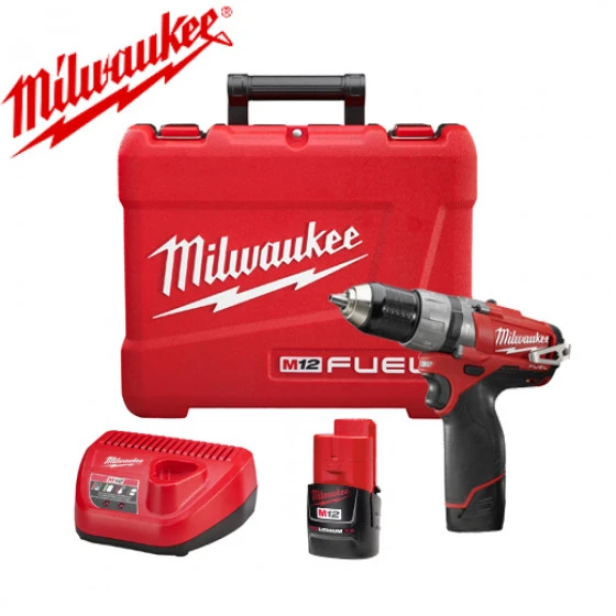 PERCEUSE Ă PERCUSSION MILWAUKEE SANS FIL 12 V 2 BATTERIES UN CHARGEUR ET UN COFFRET M12 CPD 202C - 4933440370