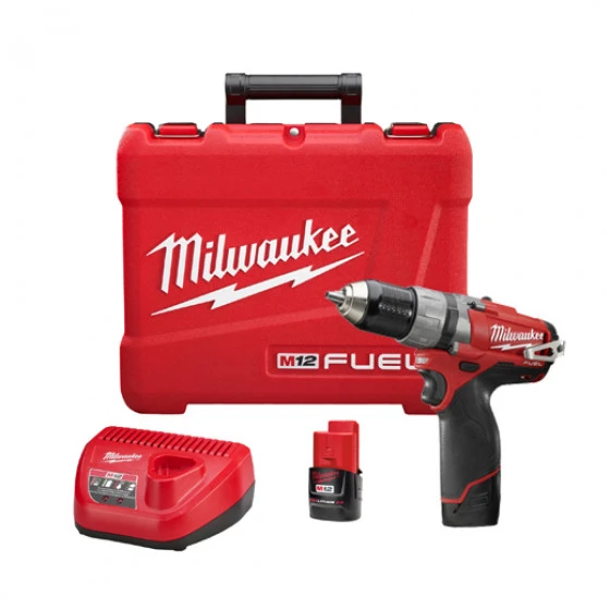PERCEUSE VISSEUSE MILWAUKEE SANS FIL 12 V 2 BATTERIES UN CHARGEUR ET UN COFFRET M12 CDD 202C - 4933440390